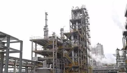 伊泰穩(wěn)定輕烴深加工項目一次性試車成功,產(chǎn)品首車出廠運往南京!