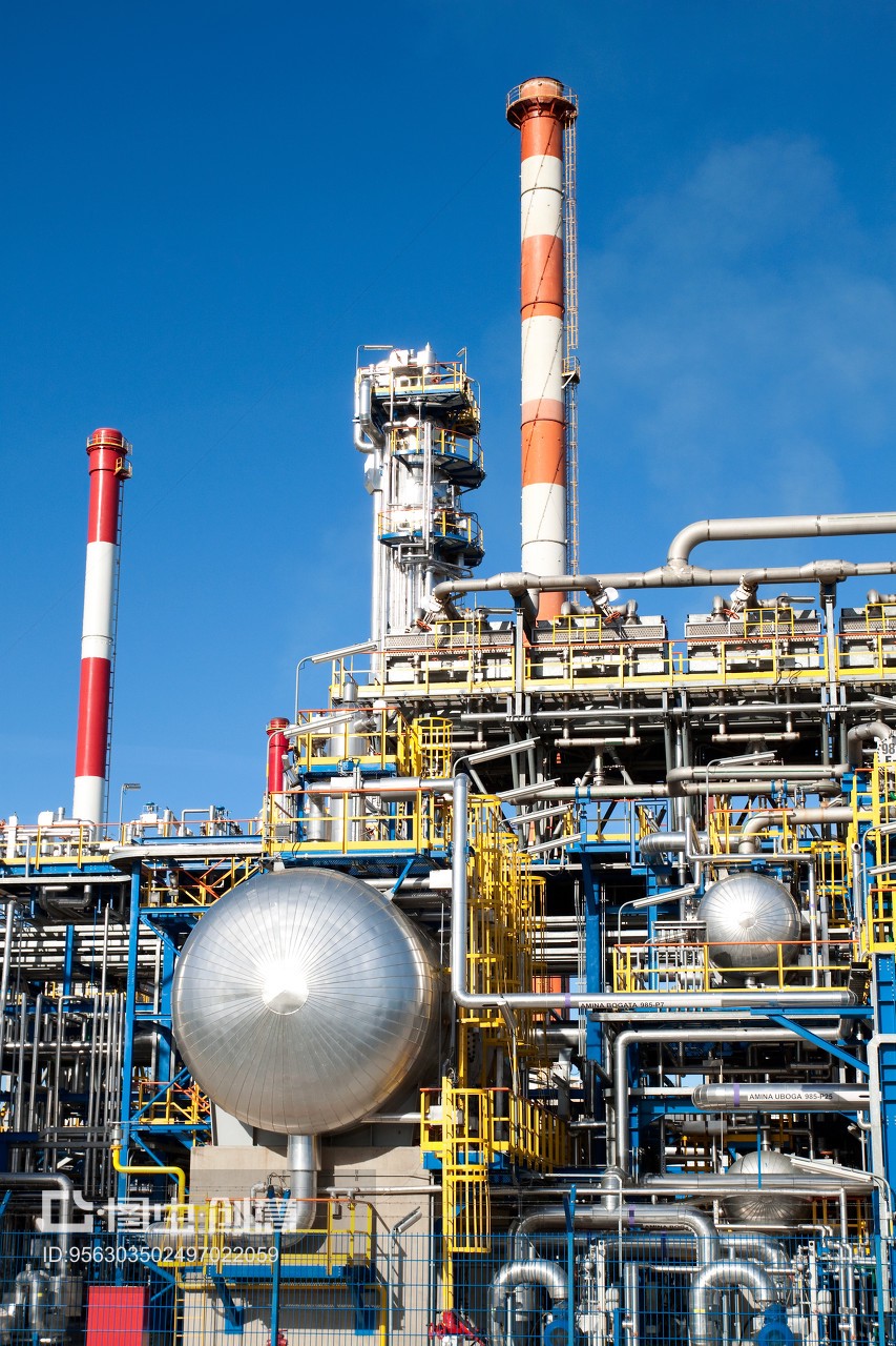 煉油廠 石化 化工廠 工業(yè)建筑 管道 生產(chǎn)