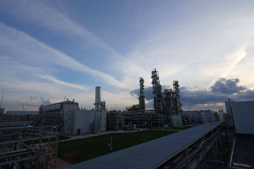 有化學(xué)老師轉(zhuǎn)行環(huán)境監(jiān)測(cè)員 今天就聊聊這半夜的化工廢氣